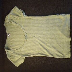 Old Navy Soft Green Short Sleeve Tee